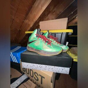 Nike LeBron X - Cutting Jade